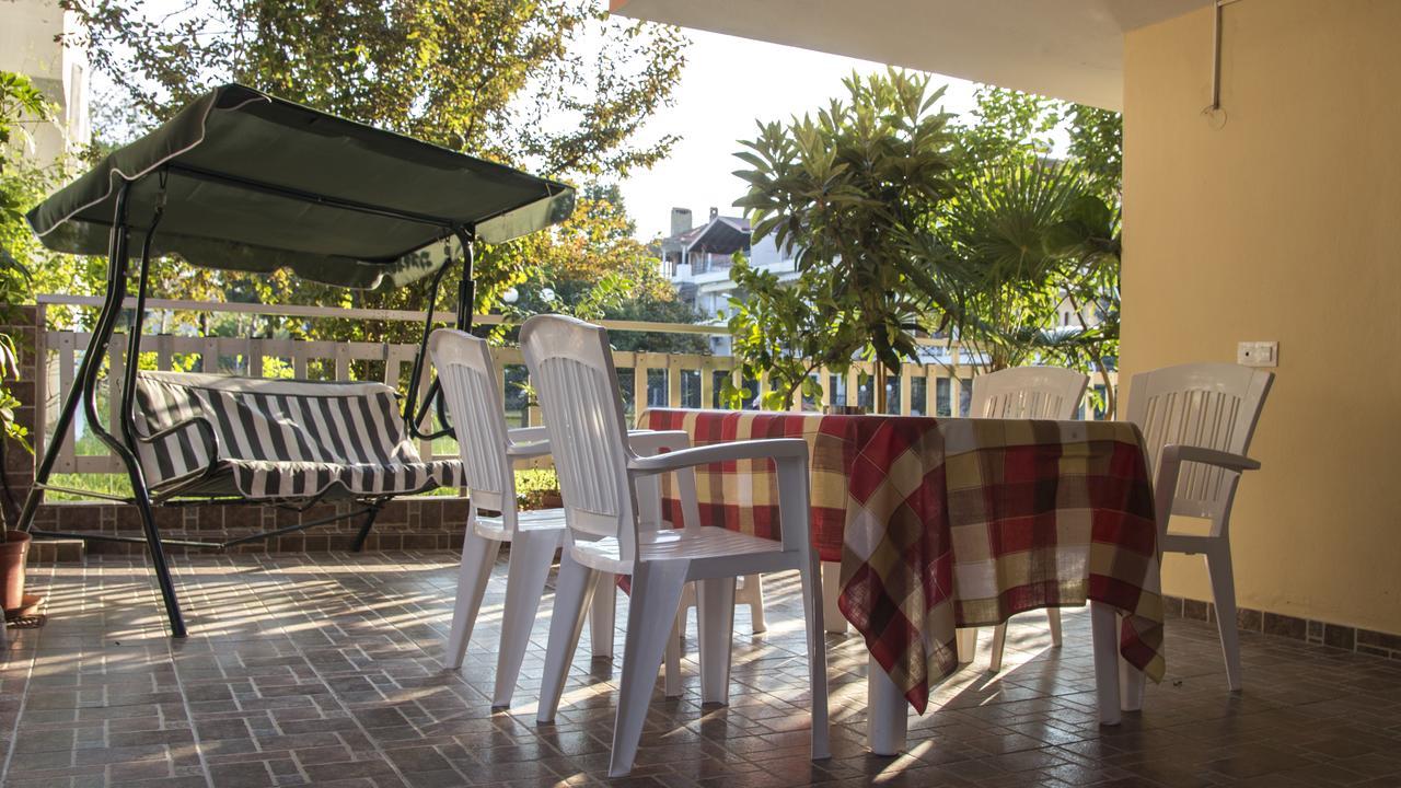 Four Seasons 2 Apartment Paralía Екстериор снимка