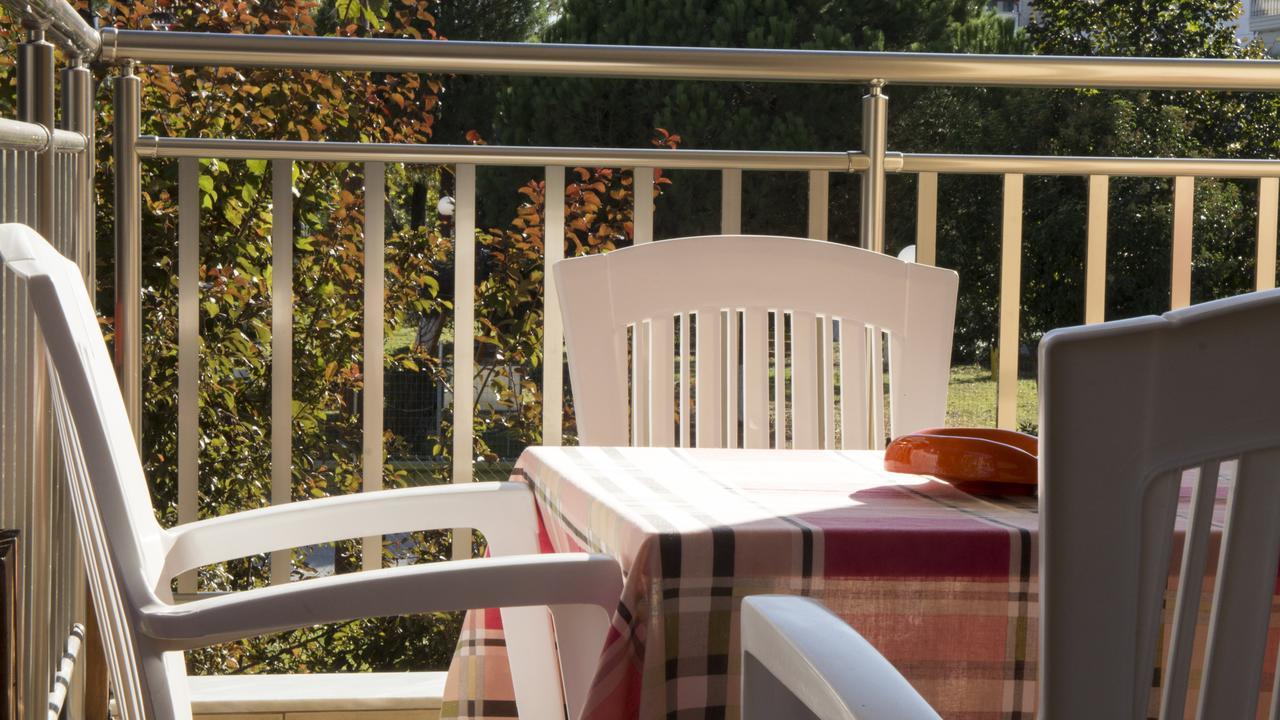 Four Seasons 2 Apartment Paralía Екстериор снимка