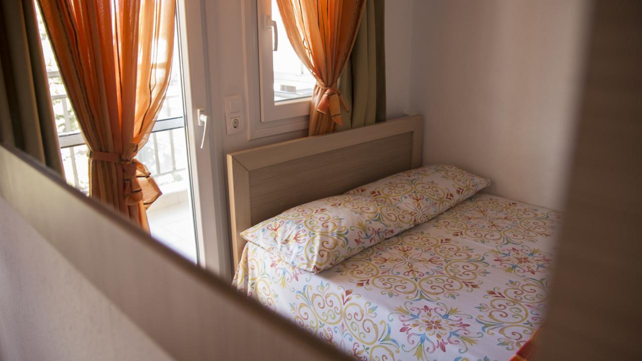 Four Seasons 2 Apartment Paralía Екстериор снимка