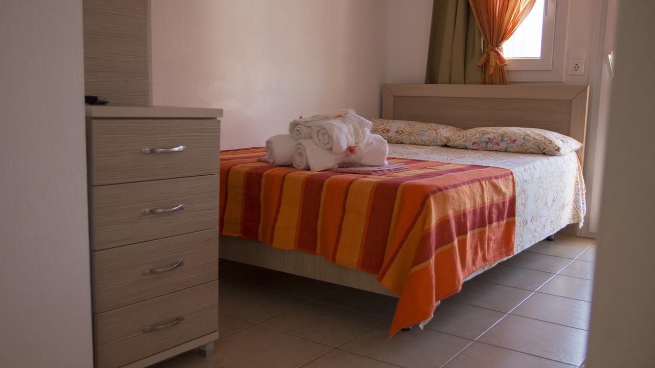 Four Seasons 2 Apartment Paralía Екстериор снимка